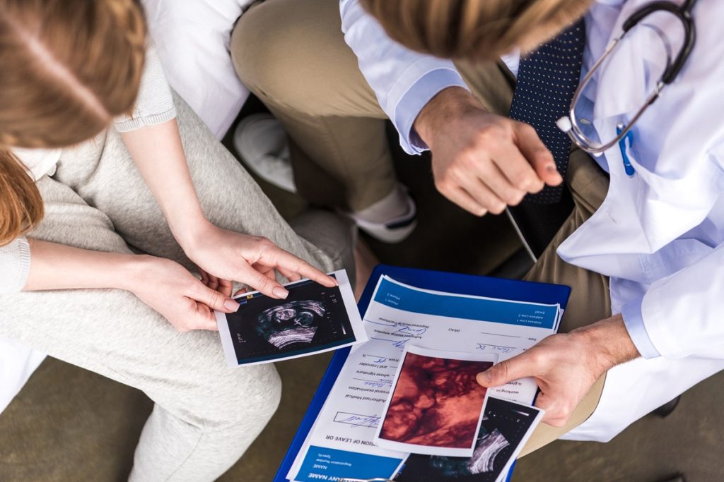 Factores de Crecimiento para Fallos de Implantación en Fecundación In Vitro